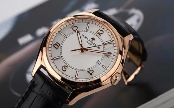 江诗丹顿手表不锈钢表壳佩戴的注意事项